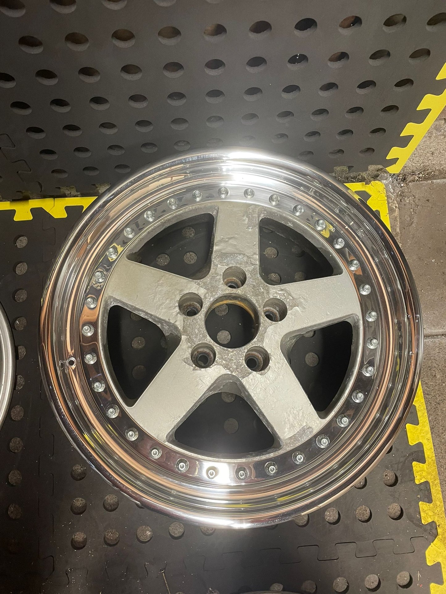 Work Equip 05 5x114,3 17 inch Square