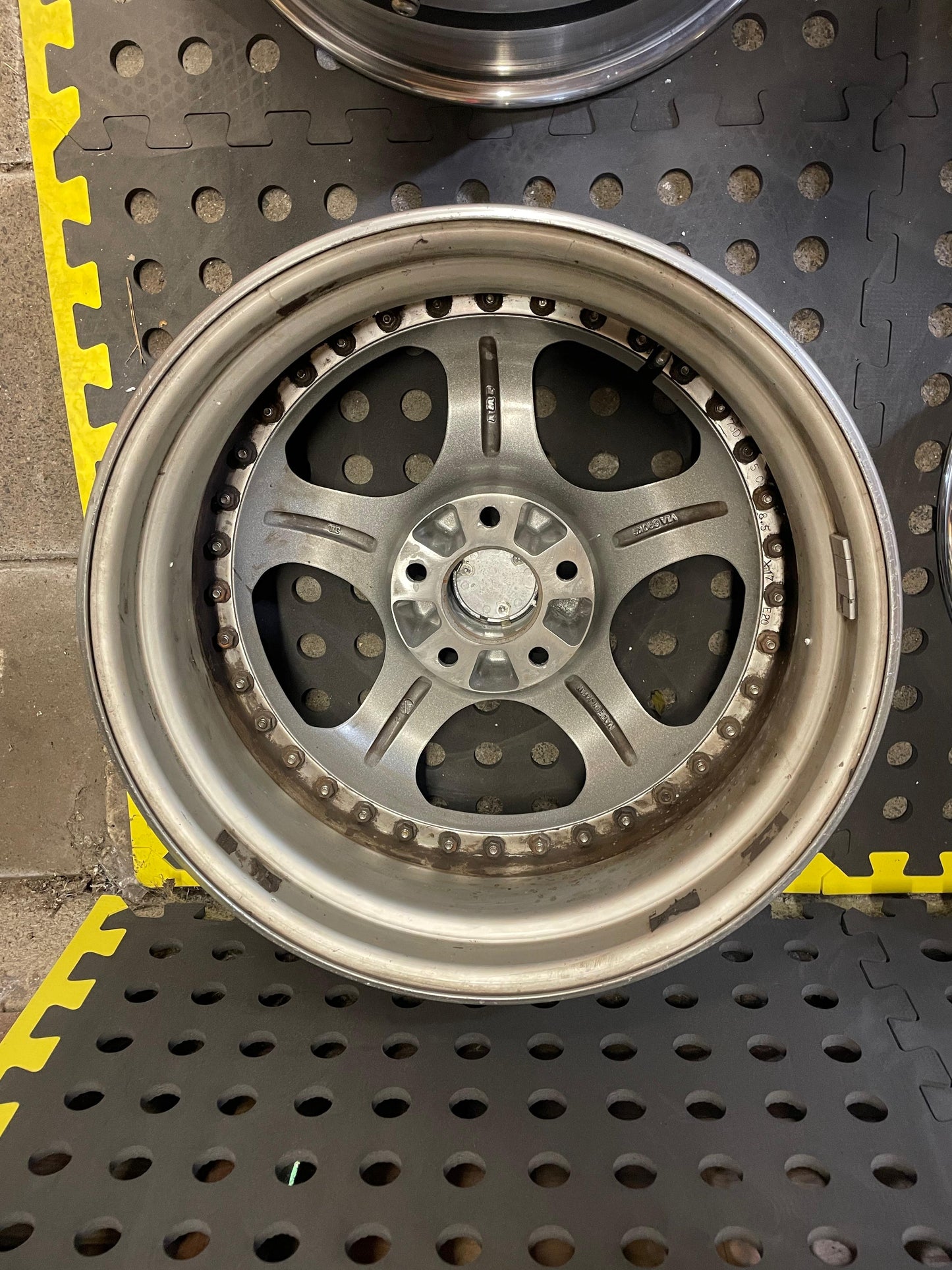 Work Equip Anhelo - 17 inch - 5x114.3